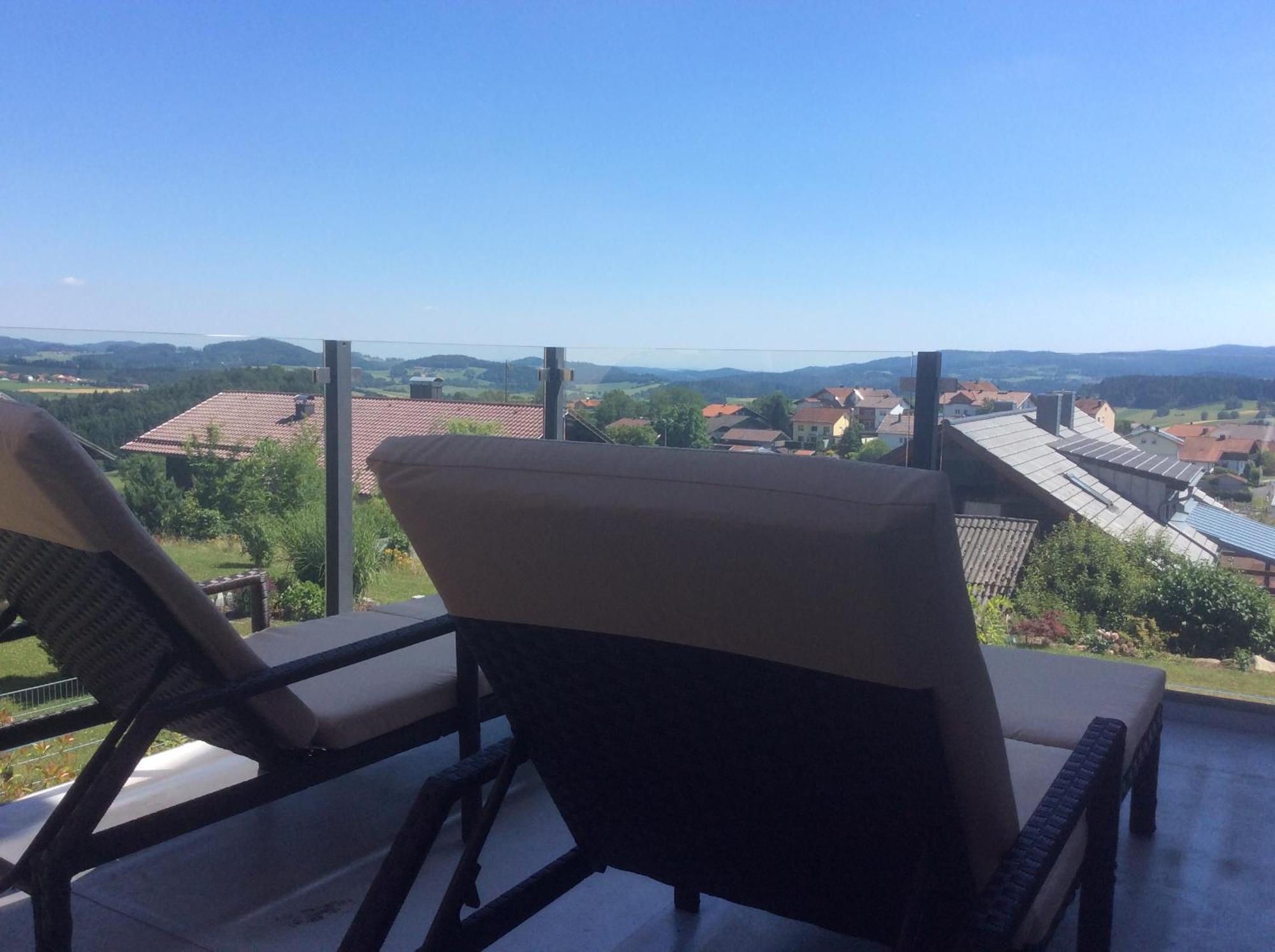 Ferienwohnungen Alpenblick Mit Garten -Panoramasauna- Kirchdorf im Wald Esterno foto